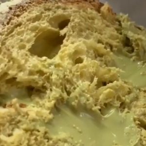 panettone artigianale al pistacchio particolare